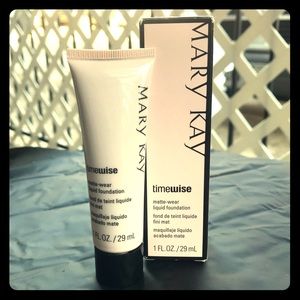 ✨Mary Kay•Timewise•Matte Foundation✨